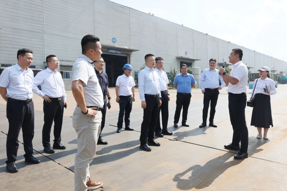 共商合作，建華控股有限公司董事長汪貴華到訪山河智能