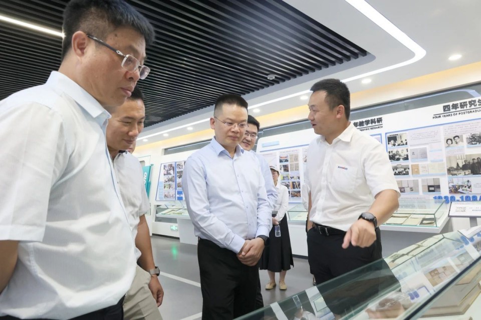 共商合作，建華控股有限公司董事長汪貴華到訪山河智能