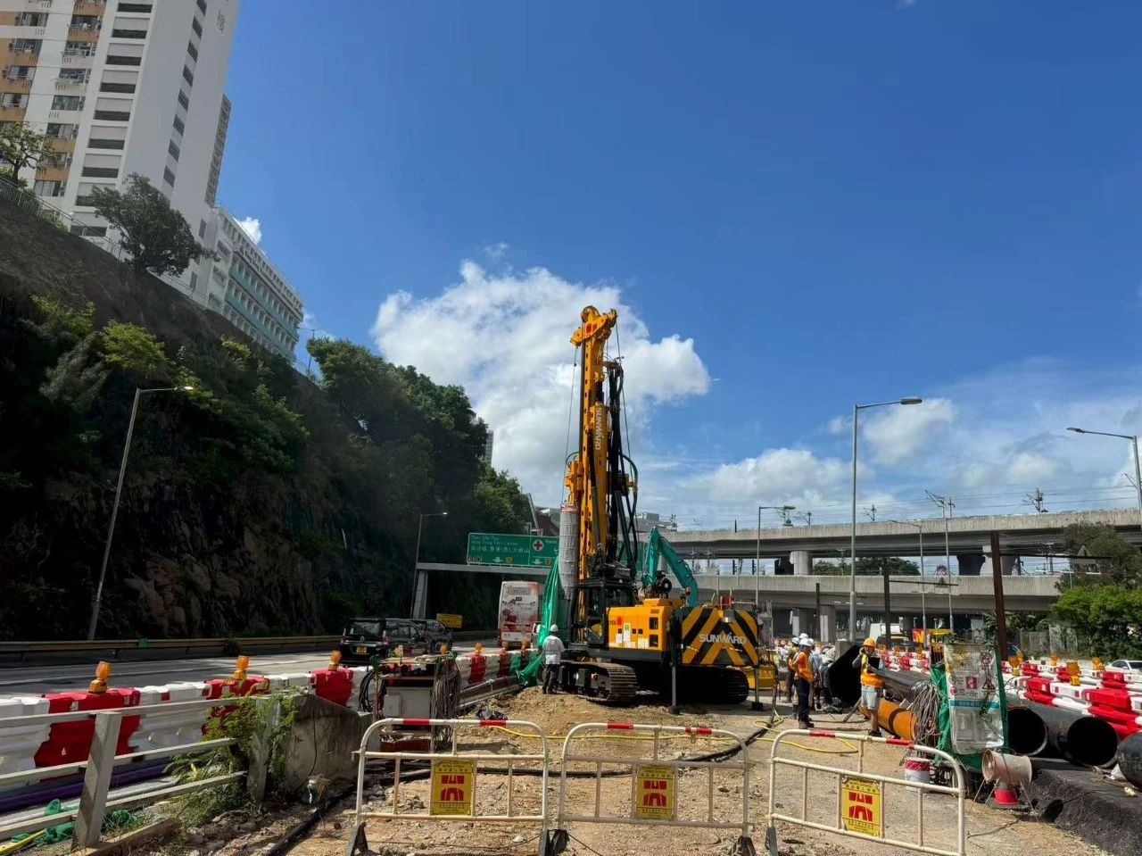硬核首秀！山河智能SWDTH800大直徑潛孔錘鉆機進擊香港市場