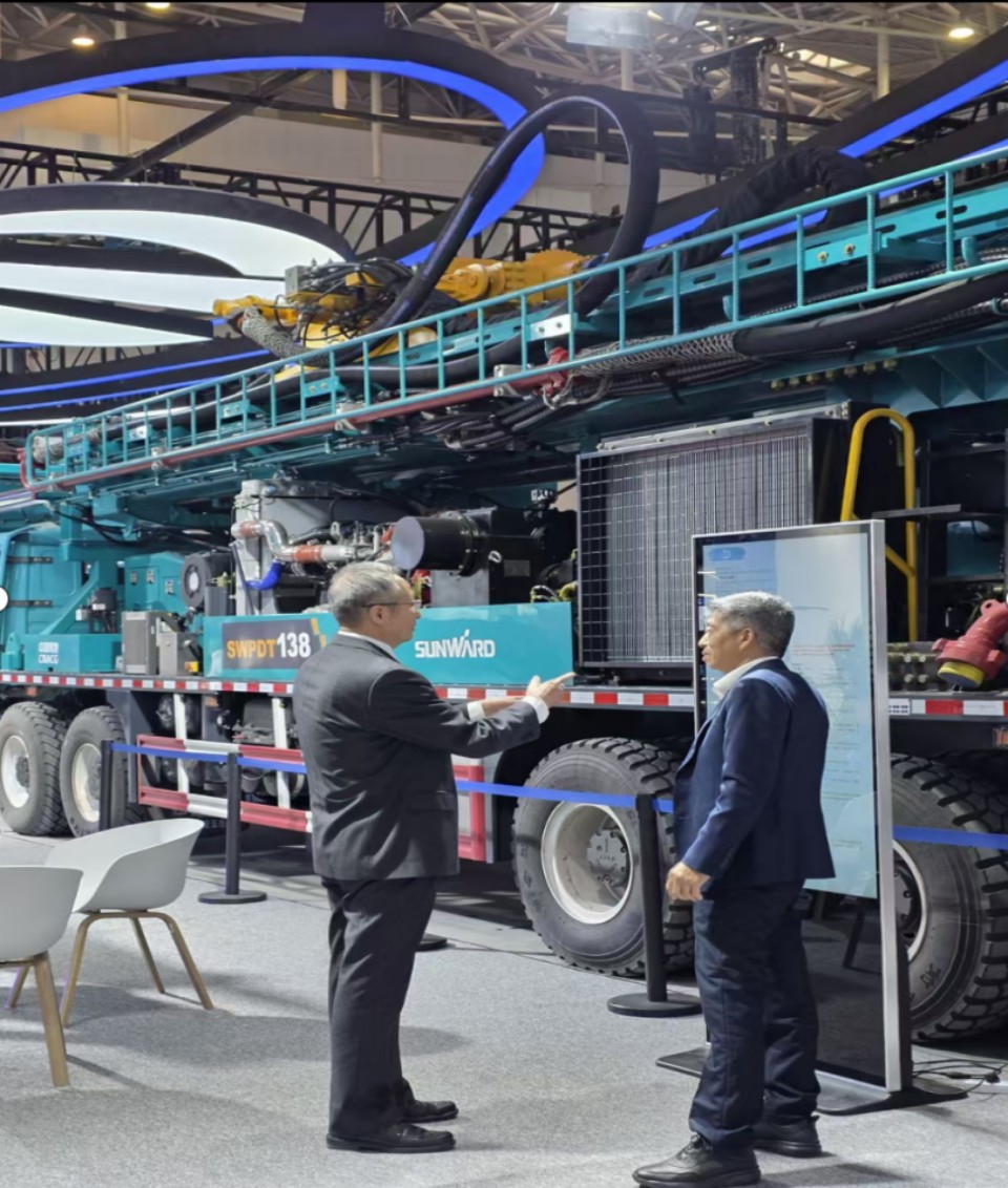 山河智能攜手“戰略合作伙伴”中國煤炭地質總局精彩亮相2025中國國際礦業大會