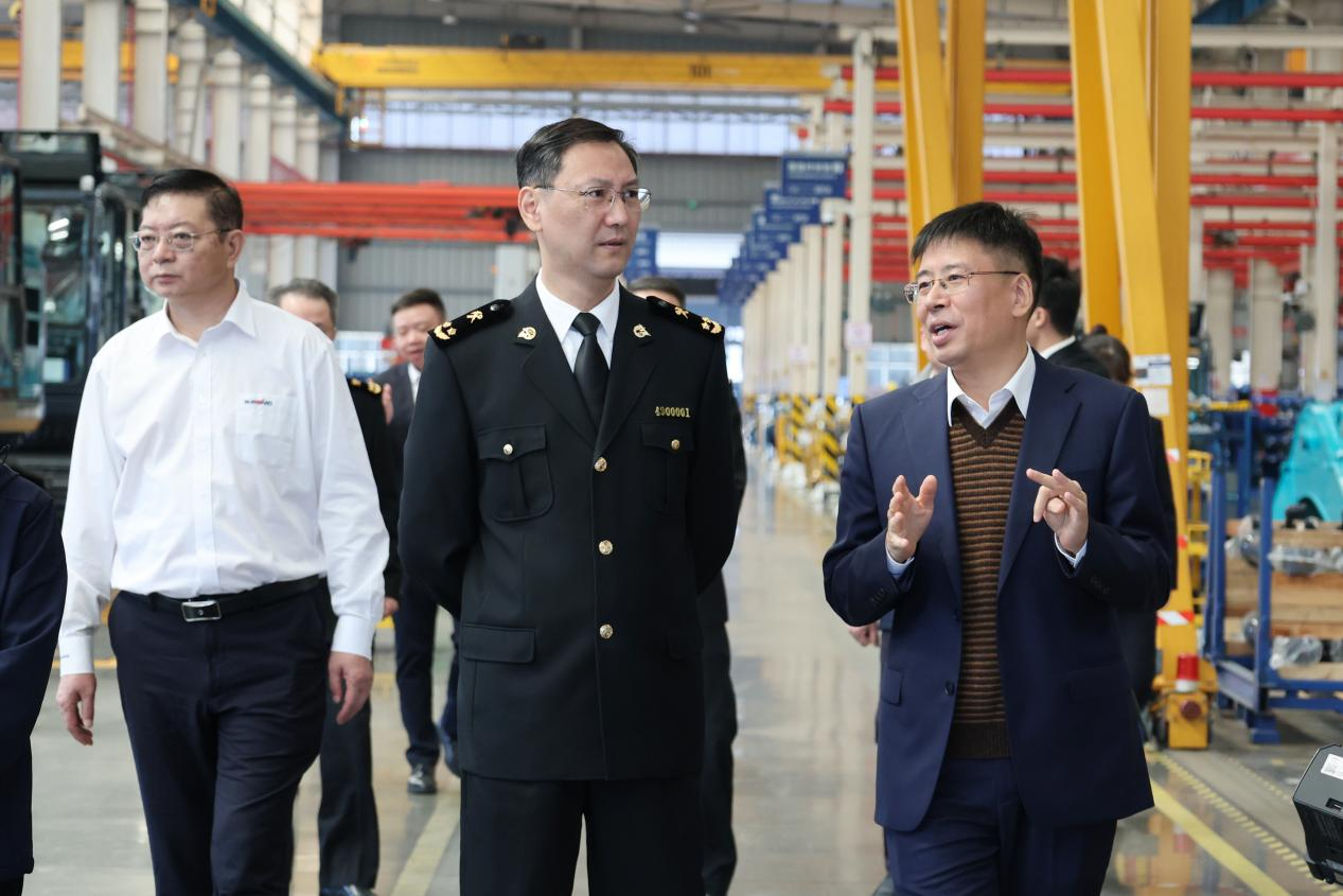 長沙海關關長、黨委書記顧炯調研山河智能