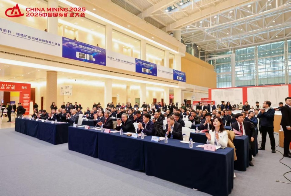 “地勘裝備能力提升的重大突破”！山河智能聯合中國煤炭地質總局發布T138車載鉆機