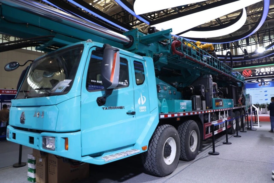 “地勘裝備能力提升的重大突破”！山河智能聯合中國煤炭地質總局發布T138車載鉆機