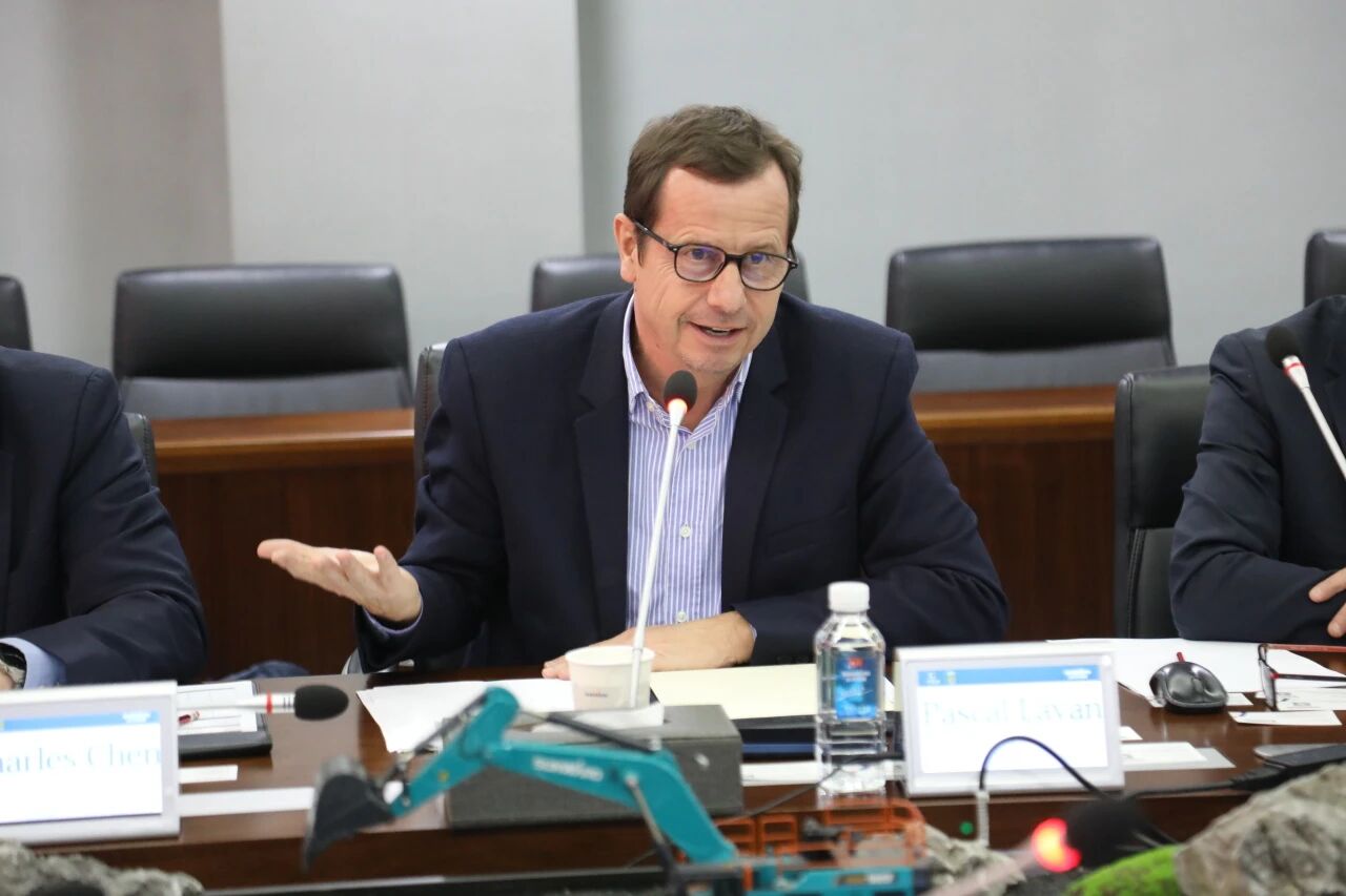 法巴租賃集團到訪山河智能，共拓合作新篇章