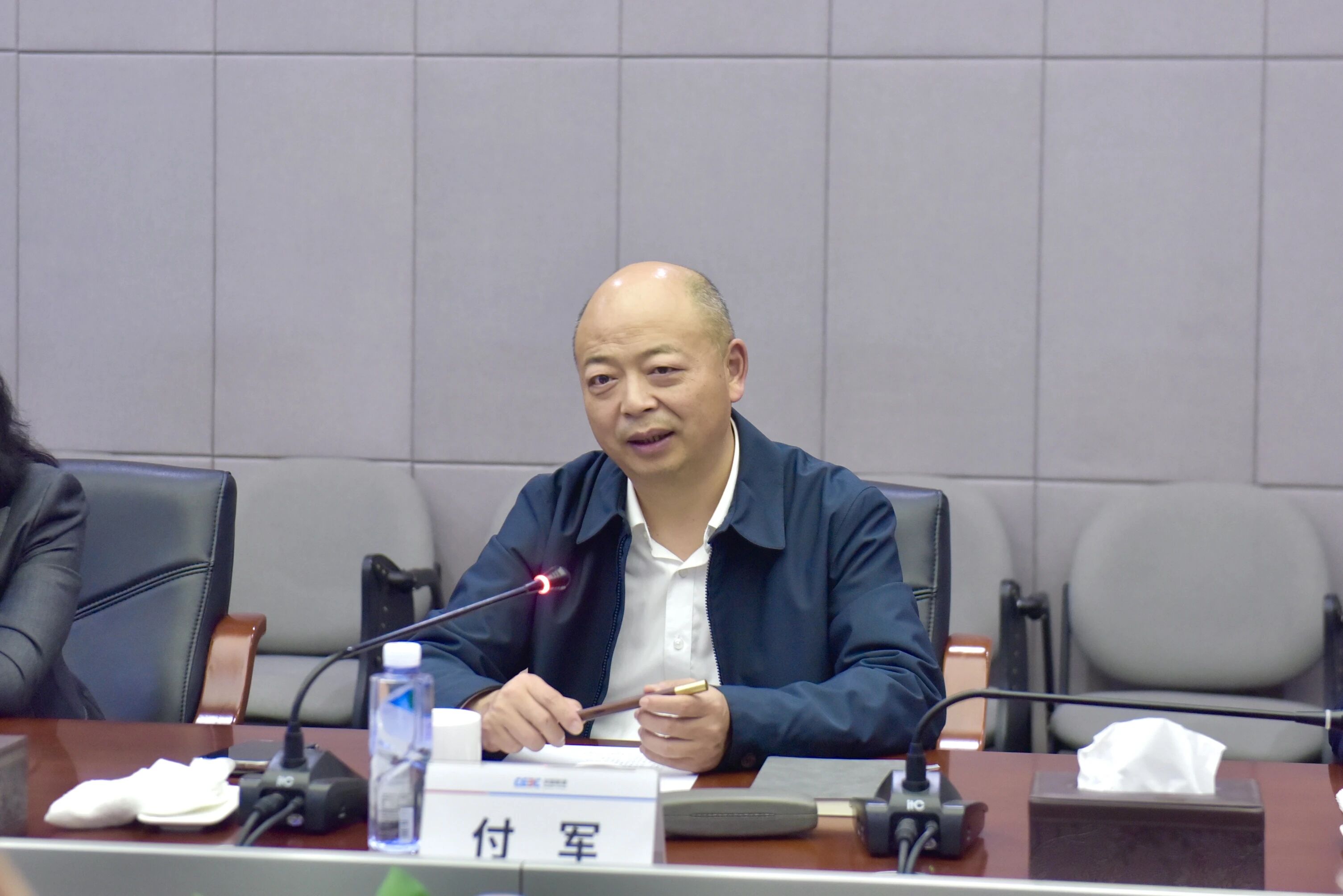 山河智能與易普力開展座談交流，譜寫互利共贏新篇章