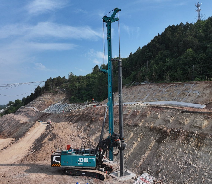 直擊施工一線，山河智能增程式旋挖鉆機(jī)實(shí)力助建國家重點(diǎn)工程