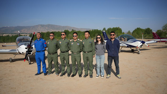 海拔2100米！山河飛行表演隊創(chuàng)造國內(nèi)運動類飛機高原表演新紀錄